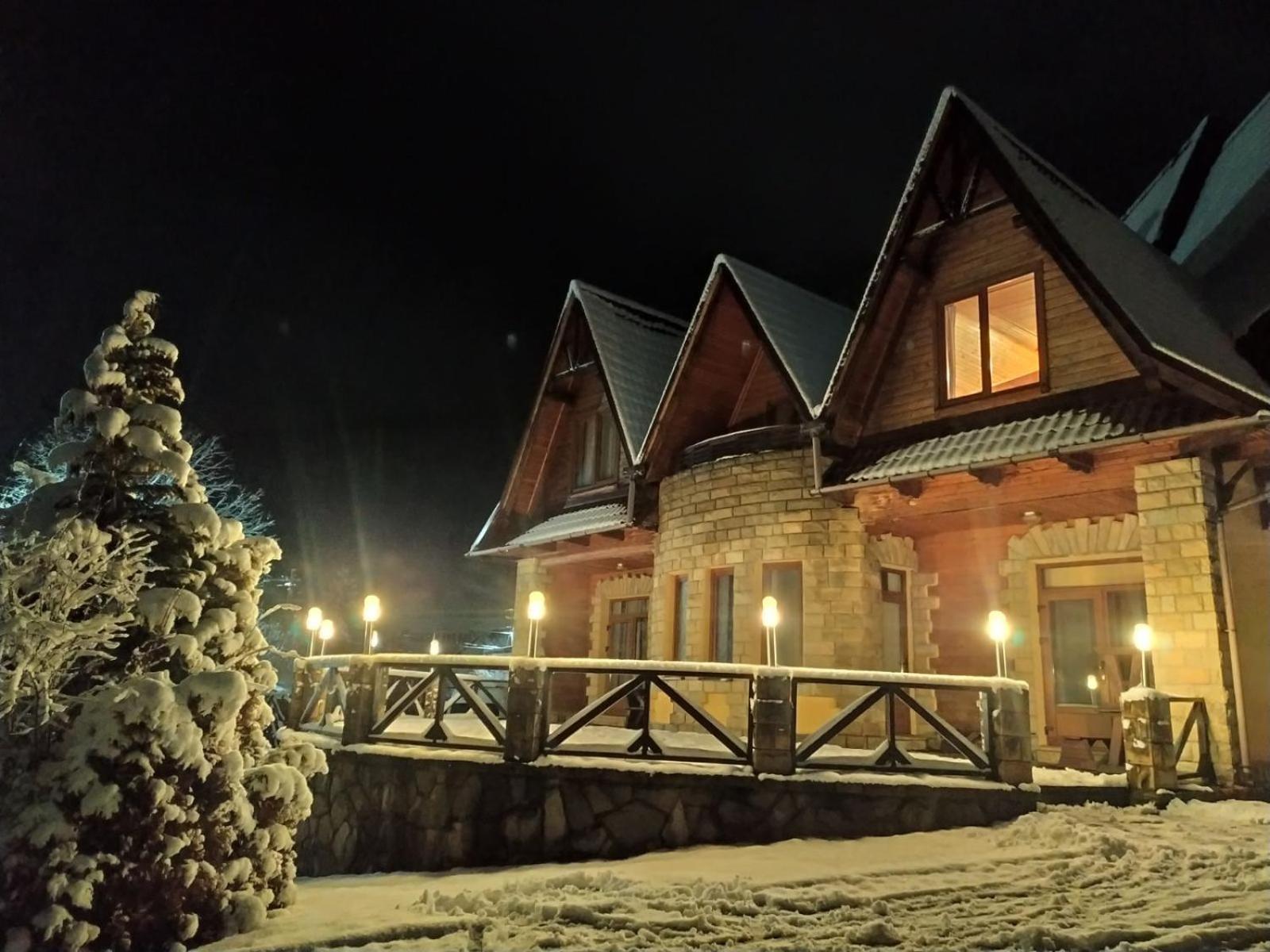 Садиба "Коренюки" ตาราริฟ ภายนอก รูปภาพ